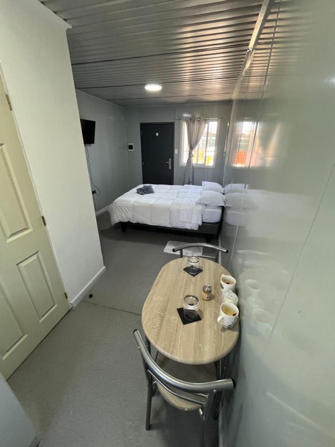 Residencial Oasis Container Apartment Каламa Екстериор снимка